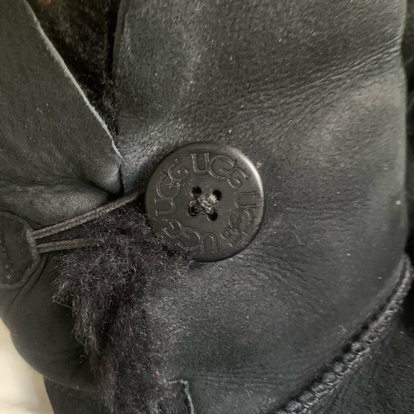 UGG Boots 🥾 - Picture 4 of 6